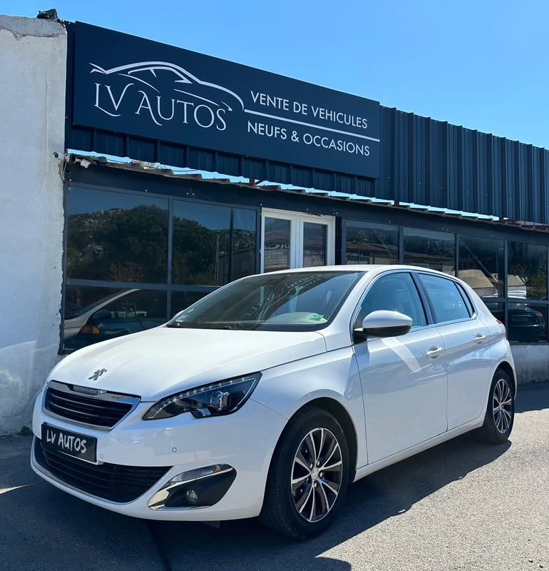 Peugeot 308 1.2 110ch Allure 7 490 €