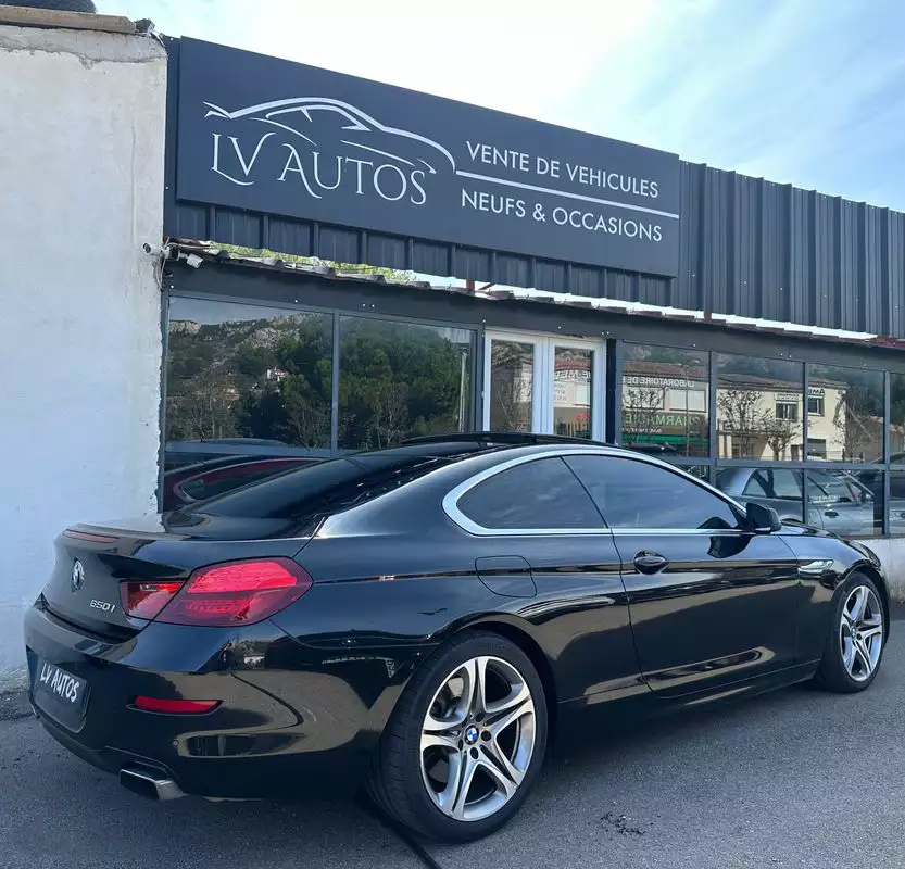 BMW Serie 6 Coupé 650i V8 407ch  23 990 €