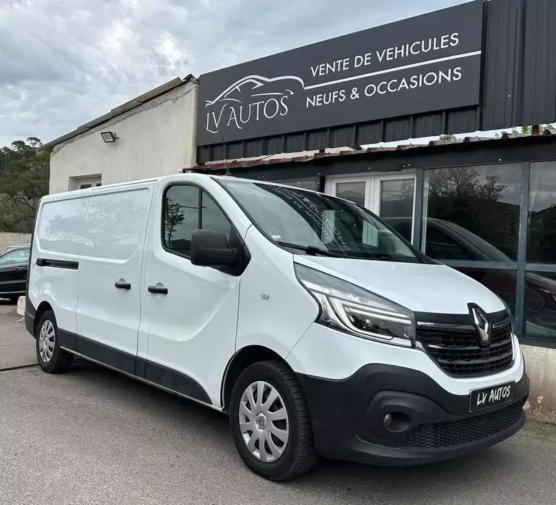 Renault Trafic 2.0 DCI 120ch Grand Confort L2H1 TVA RECUPERABLE 15 490 €