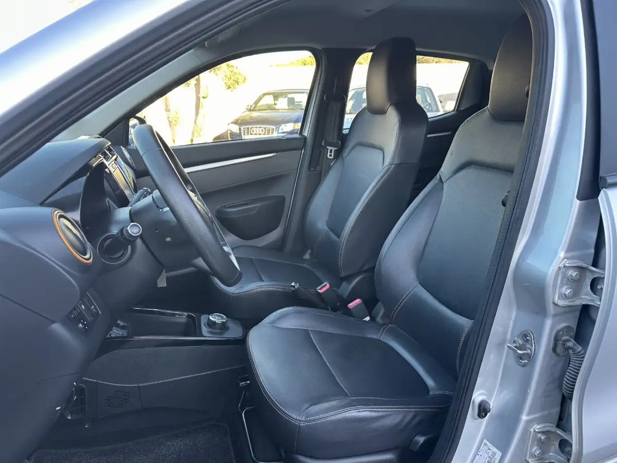 DACIA SPRING CONFORT PLUS 1ERE MAIN