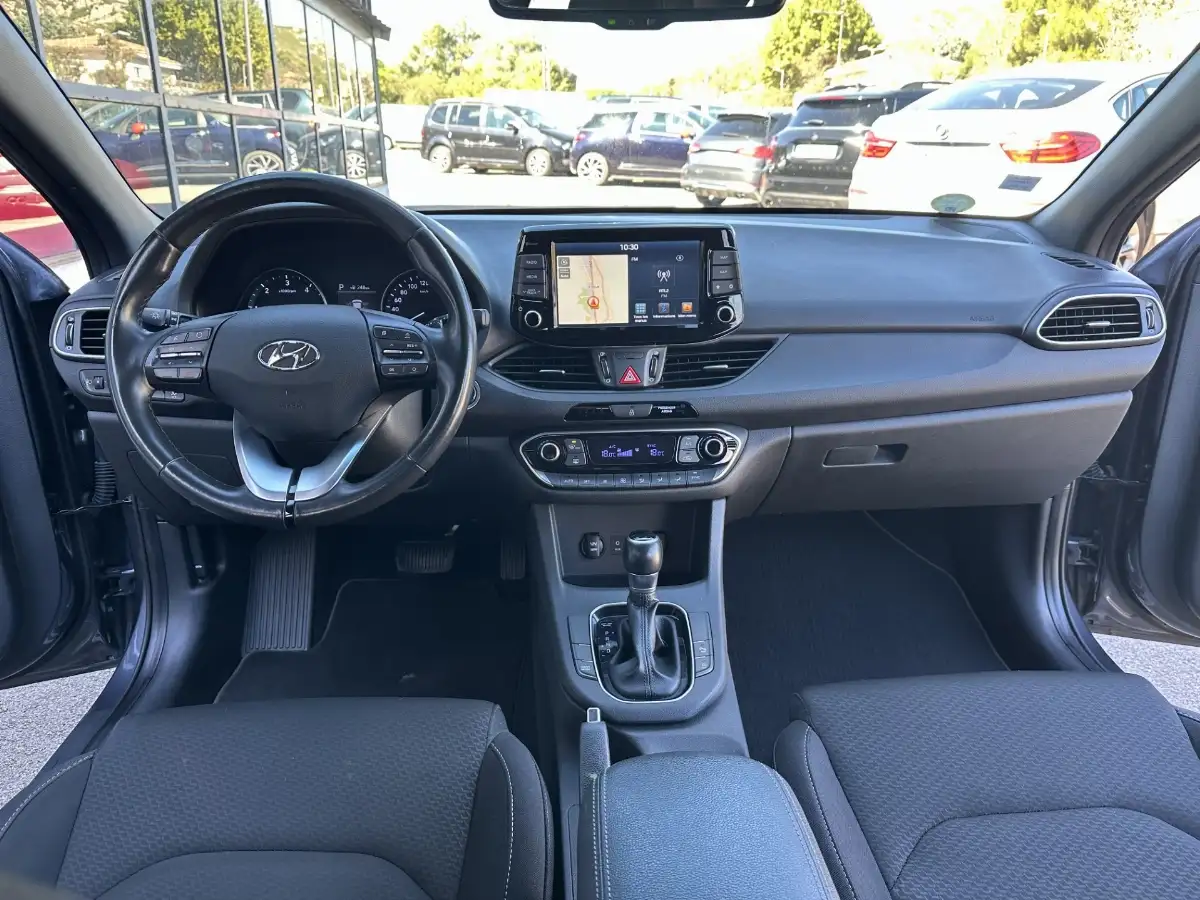 HYUNDAI I30 1.6 CRDI 115CH BOITE AUTOMATIQUE