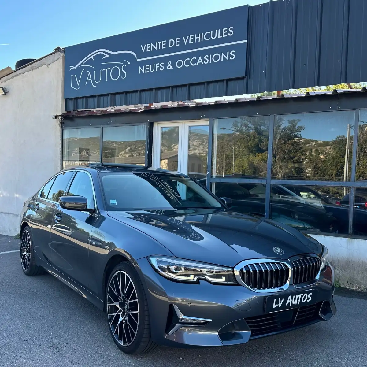 BMW SERIE 3 330i 258CH LUXURY