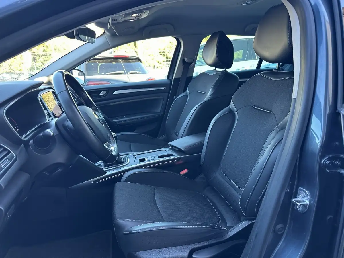 Renault Megane 1.3 TCE 140ch Intens TVA RECUPERABLE