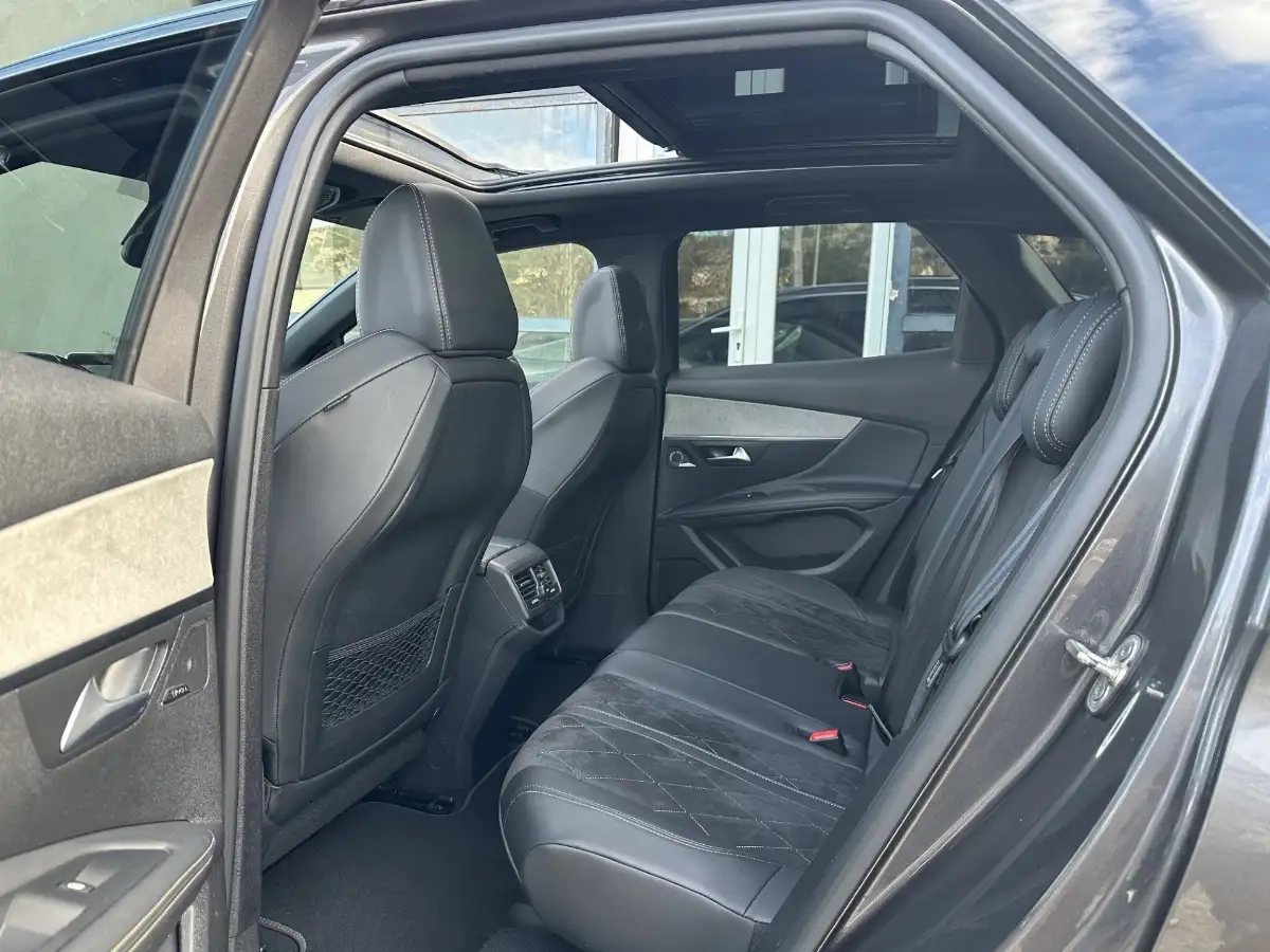 Peugeot 3008 2.0 Blue-HDI 180ch GT Line EAT8