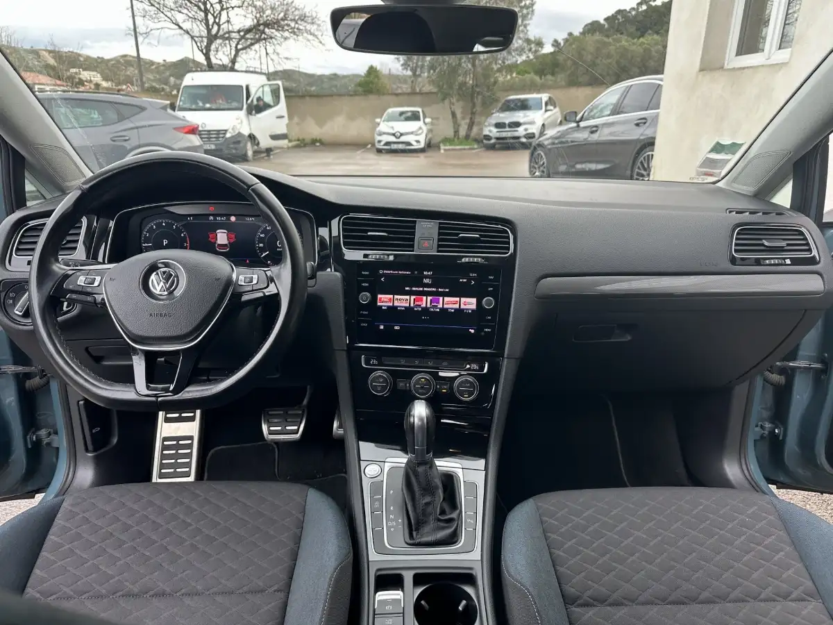 Volkswagen Golf 7 1.5 TSI 130ch VIRTUAL COCKPIT