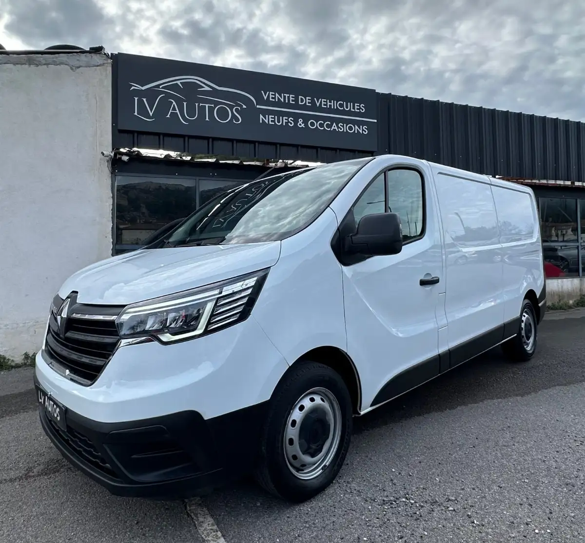 Renault Trafic 2.0 DCI 130ch L2H1 TVA RECUPERABLE