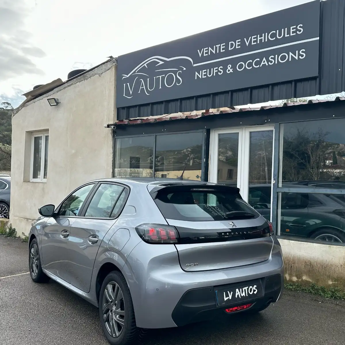 Peugeot 208 1.5 Blue HDI 100ch 1ERE MAIN TVA RECUPERABLE