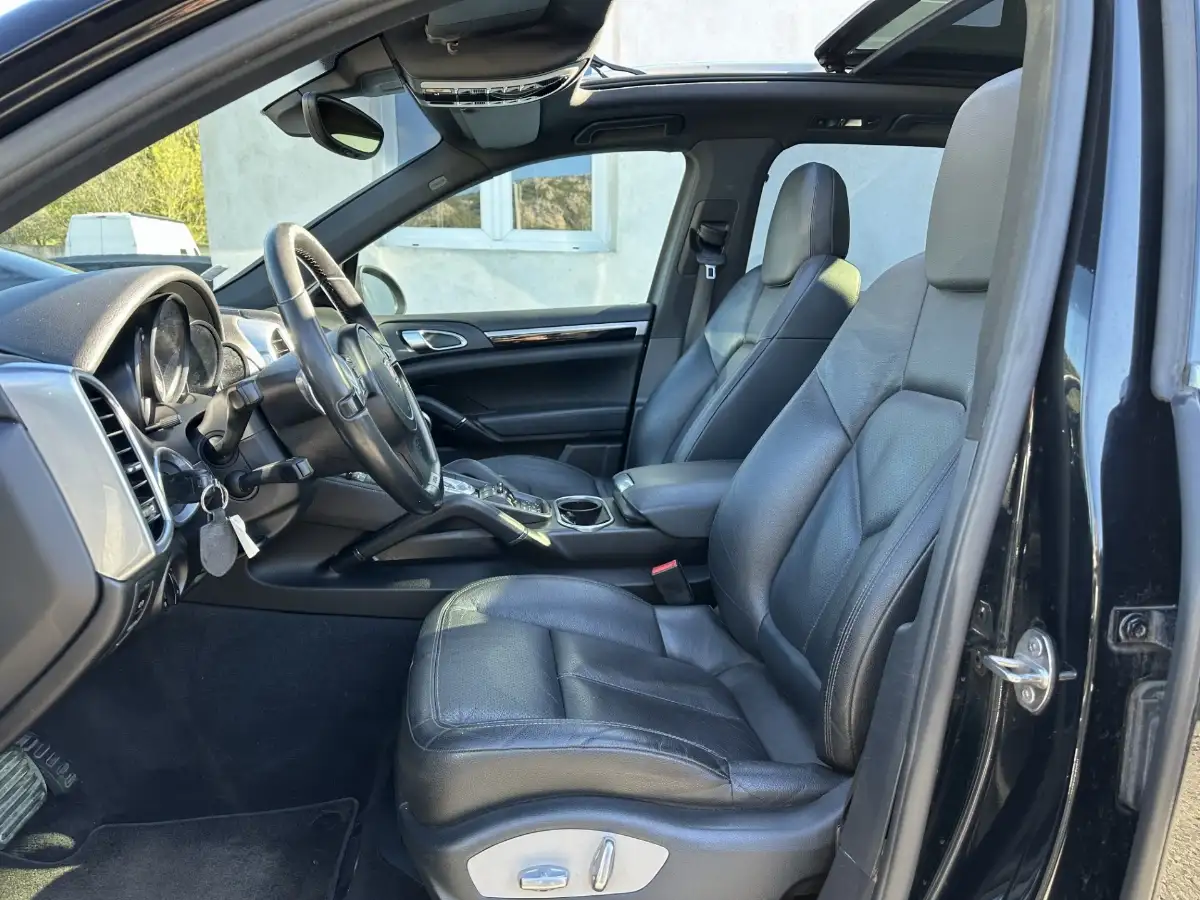 Porsche Cayenne 3.0D 245ch V6 TOIT OUVRANT
