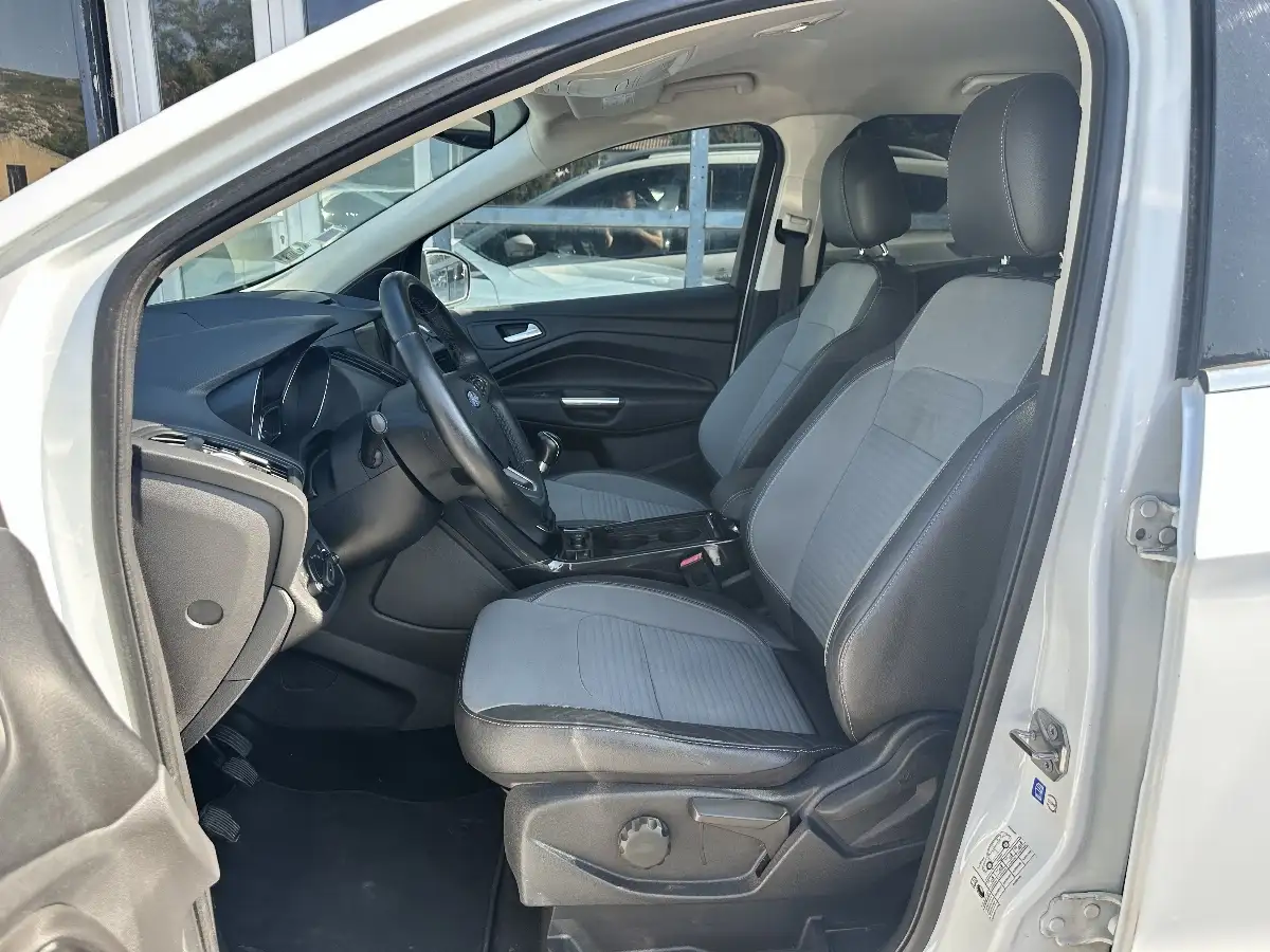 Ford Kuga 2.0 TDCI 150h 4x2 Titanium