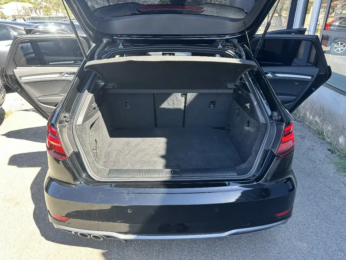 Audi A3 Sportback 35 TDI Sline TOIT OUVRANT Suivi Complet