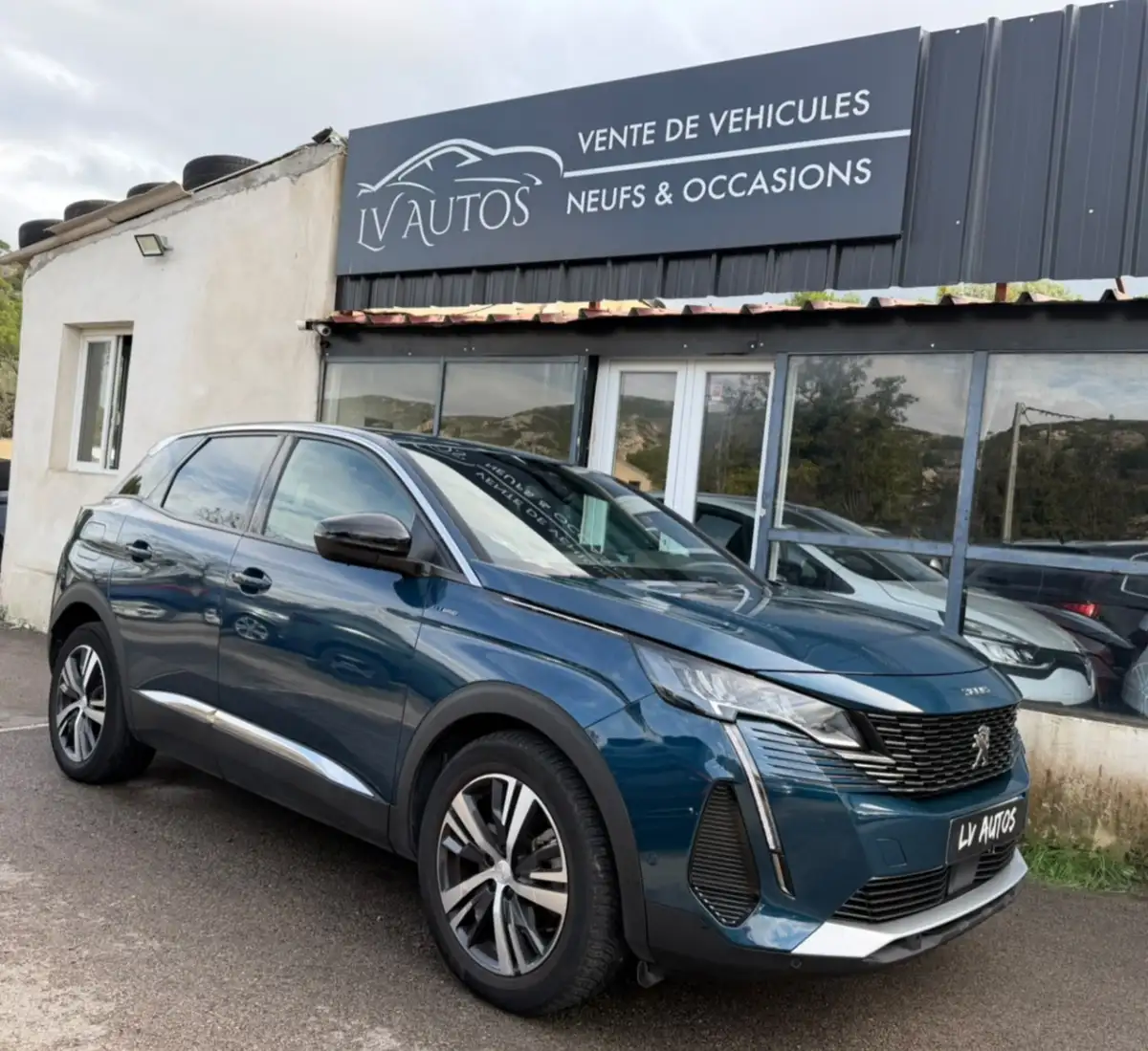Peugeot 3008 Hybrid 180ch Allure Pack 1ERE MAIN TVA RECUPERABLE
