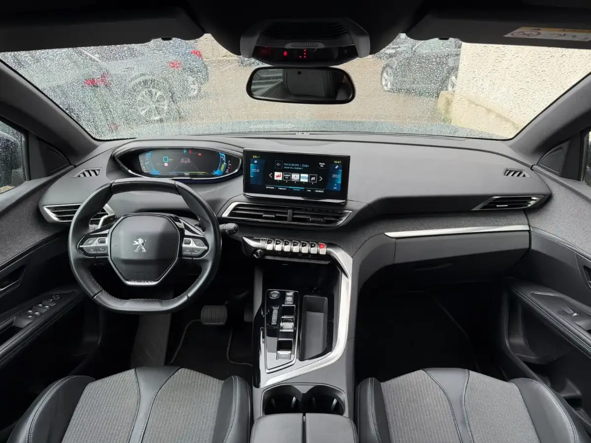 Peugeot 3008 Hybrid 180ch Allure Pack 1ERE MAIN TVA RECUPERABLE