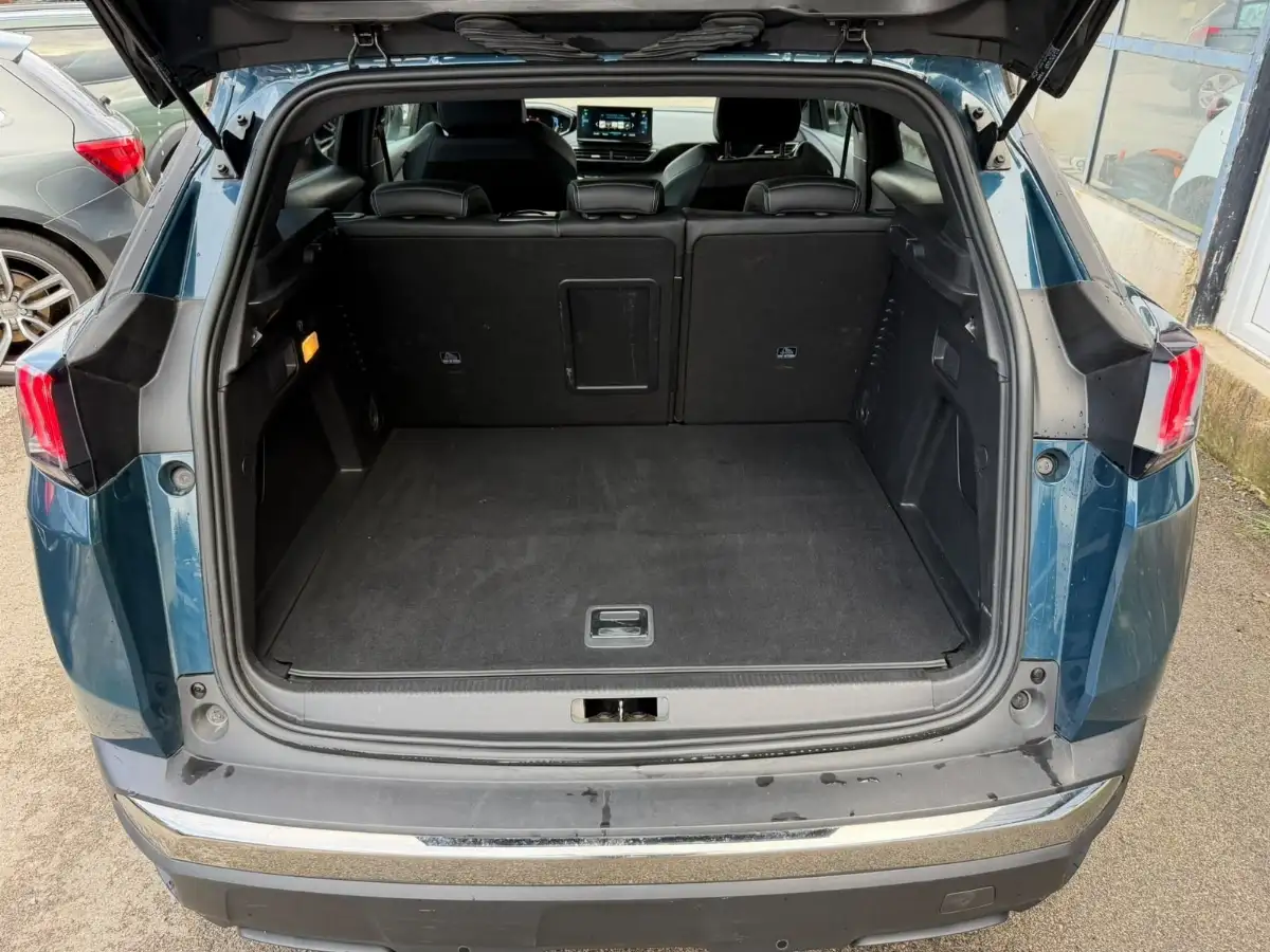 Peugeot 3008 Hybrid 180ch Allure Pack 1ERE MAIN TVA RECUPERABLE