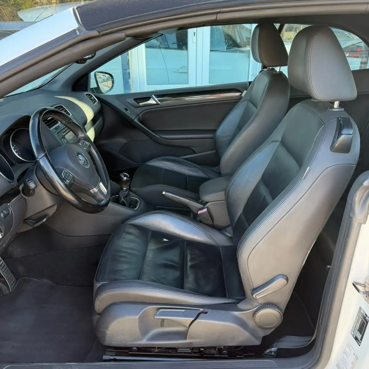Volkswagen Golf Cabriolet 1.6TDI 105ch CARAT EDITION